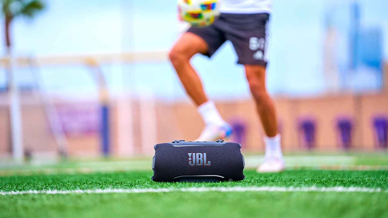 JBL Xtreme 5 é lançada no Brasil com bateria de até 28 horas, AI Sound Boost, Bluetooth 6.0, LEDs integrados e preço sugerido de R$ 1.699.