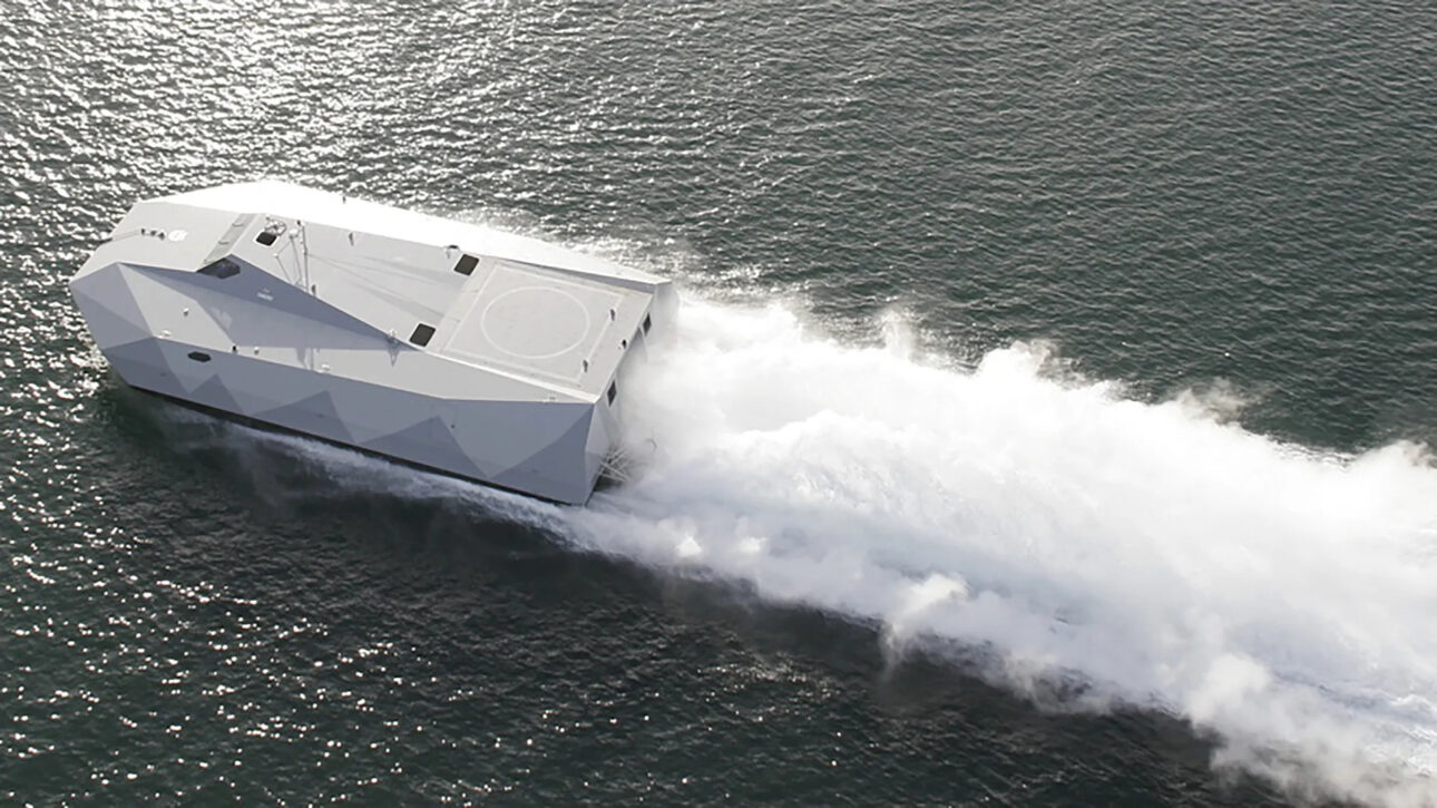 m80 stiletto stealth ship