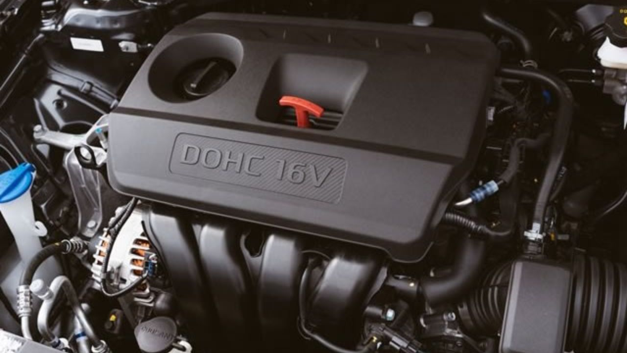 O Kia Cerato EX 2.0 2022 vale a pena no mercado de usados? Veja preço, ficha técnica, equipamentos e comparação com Corolla e Honda Civic.