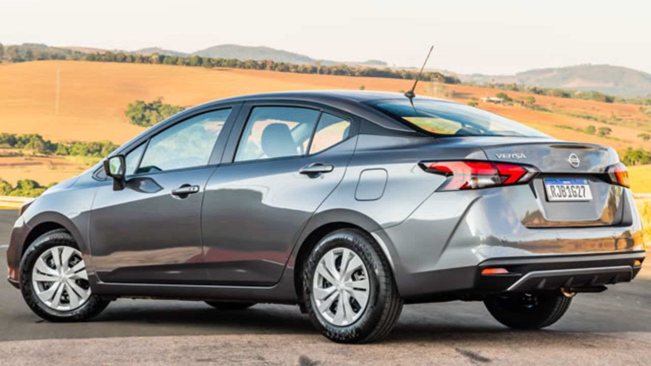 Nissan Versa Sense 2021 combina espaço interno, economia e boa lista de equipamentos por R$ 75.619 na Tabela Fipe.