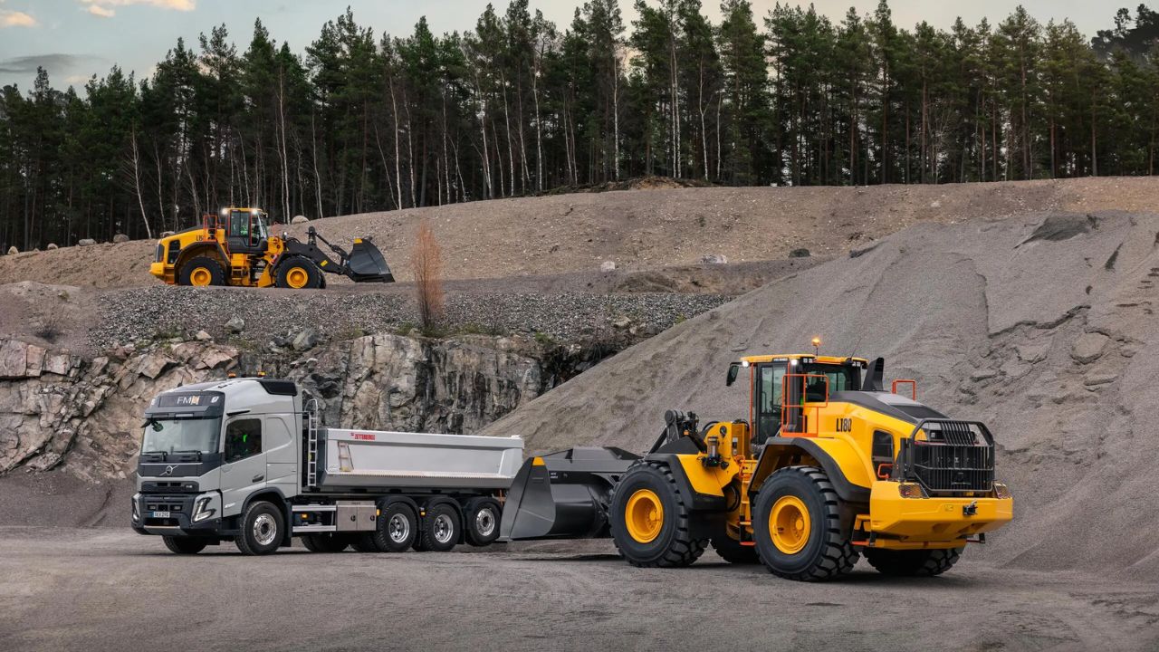 Com foco em segurança ativa, ergonomia e manutenção rápida, a nova geração de carregadeiras da Volvo transforma a rotina de grandes operações no Brasil.