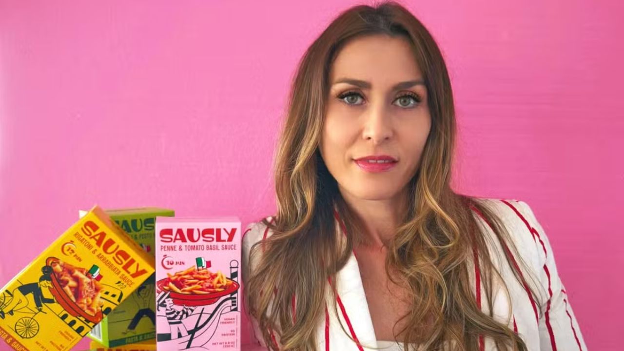 Uma mãe engenheira investiu R$ 211 mil do próprio bolso para lançar uma marca de massas que fatura alto na internet. Conheça a Sausly.