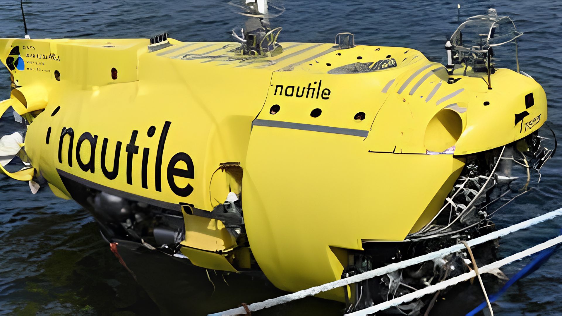 O submarino francês de titânio que desce onde a luz desaparece: Nautile leva três pessoas a 6.000 metros de profundidade