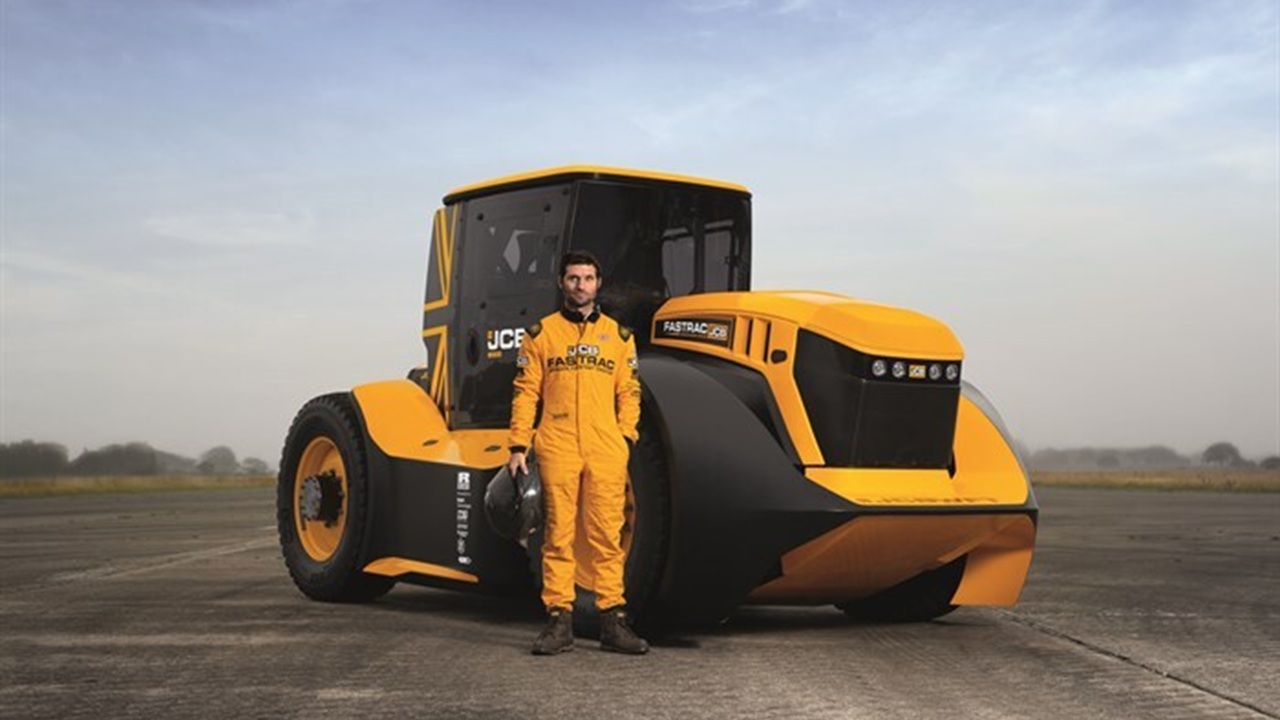 O trator JCB Fastrac Two quebra recordes com velocidade impressionante. Saiba mais sobre suas incríveis conquistas.