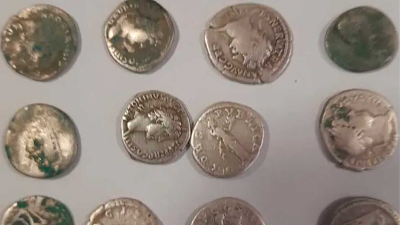 várias-moedas-aparecem-juntas