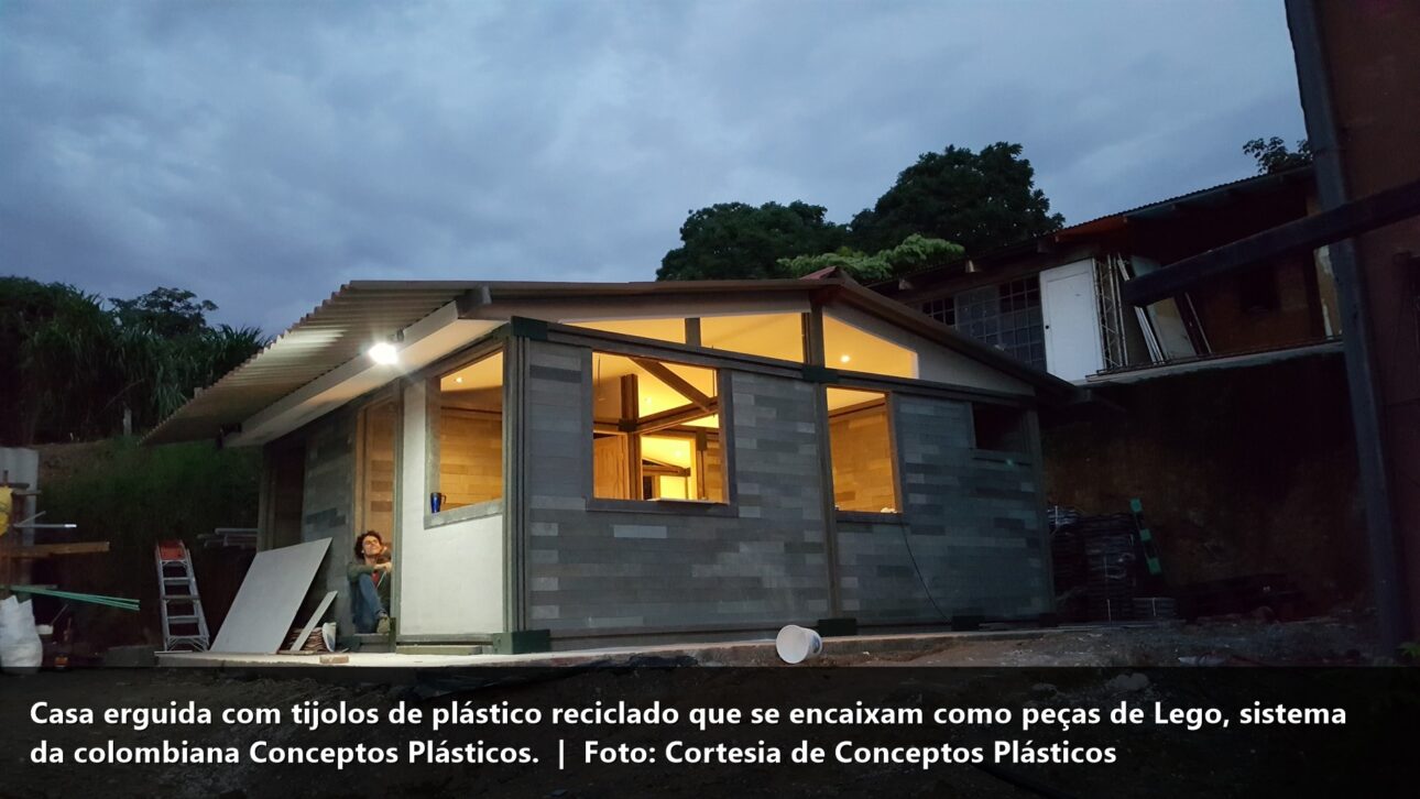 Casa de tijolos de plástico reciclado
Conceptos Plásticos