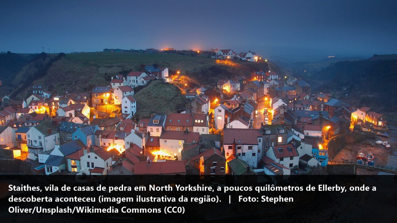 Casal troca o piso da cozinha numa vila de Yorkshire, acha sob as tábuas do século 18 uma caneca de barro entupida de 266 moedas de ouro