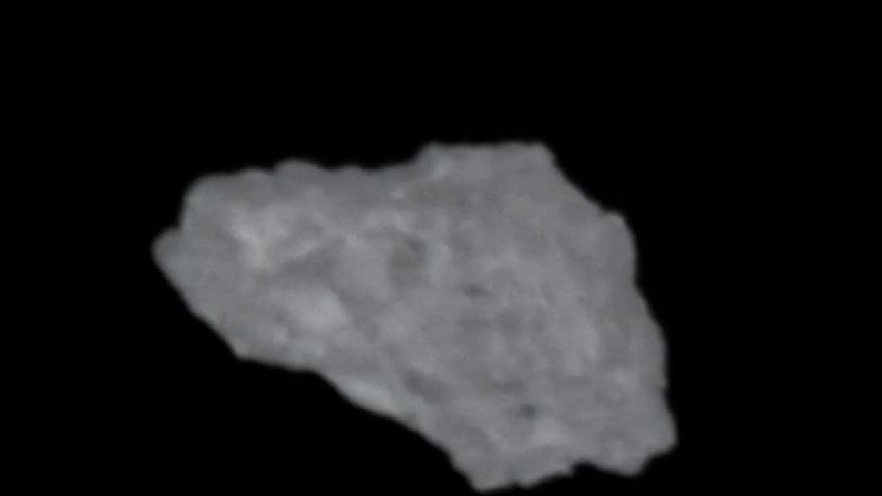 Tianwen-2 chega ao asteroide próximo da Terra e estuda asteroide 2016 HO3 em busca de amostras de asteroide sobre o Sistema Solar.