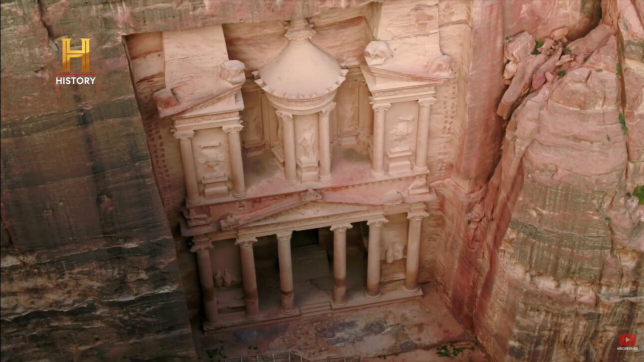 Petra, a cidade de pedra no deserto que impressiona o mundo com fachadas gigantes, túmulos monumentais e um sistema de água tão avançado que ainda desafia pesquisadores mais de 2 mil anos depois