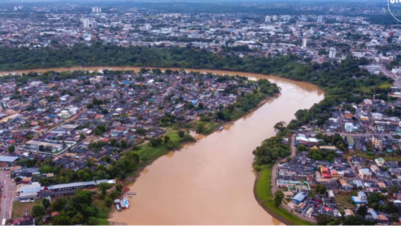 A capital que já pertenceu a outro país, surgiu ao redor de uma gameleira e hoje chama atenção pela história da borracha, Amazônia e culinária única