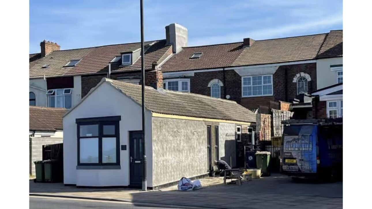 Victoria e Andrew Ellington compraram Bute Cottage, em Redcar, durante o confinamento da Covid em 2020.