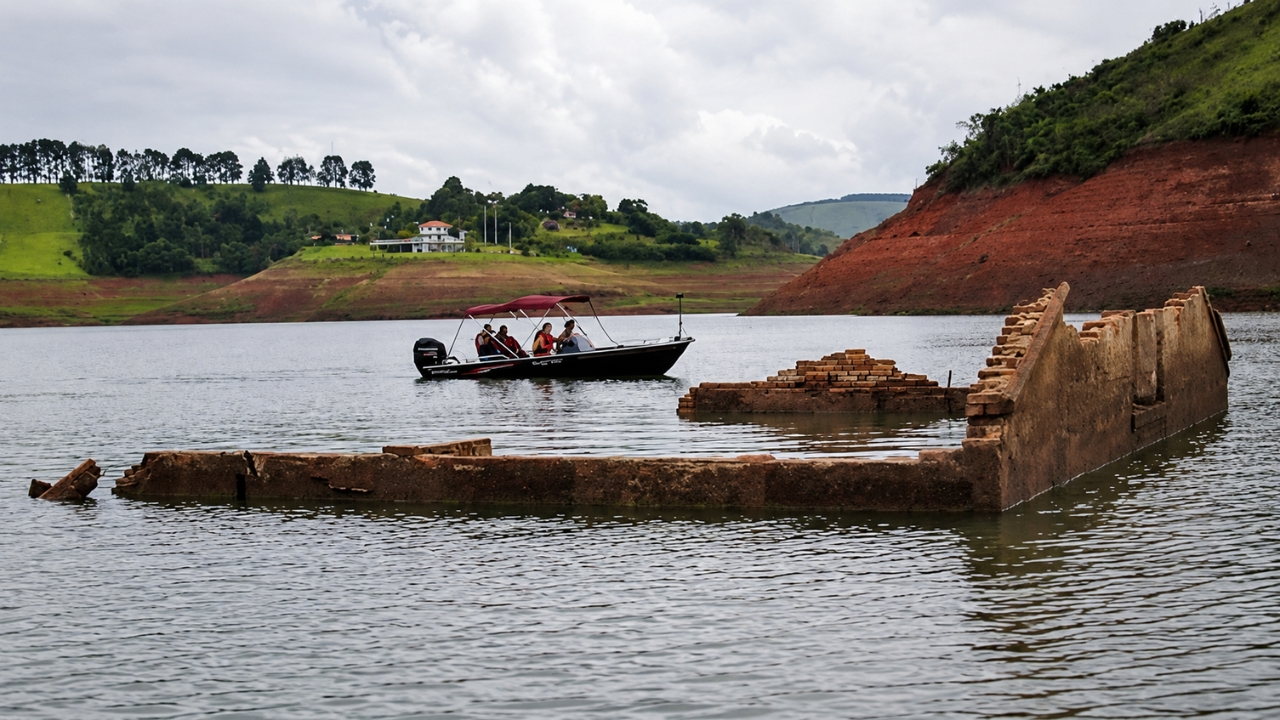 Ruins of the old Igaratá headquarters reappear in the Jaguari Reservoir during the low water level, revealing part of the city that was flooded to make way for the reservoir.