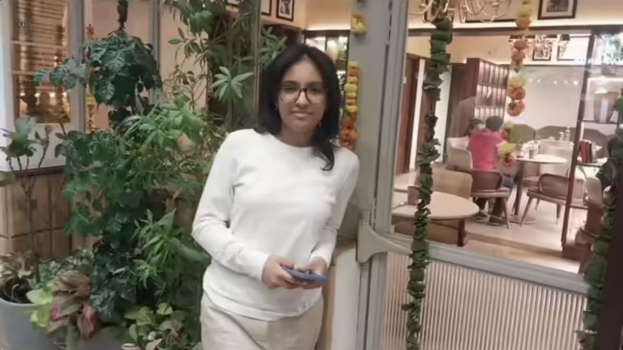 Lixeira inteligente TRASHbot usa inteligência artificial para reconhecer resíduos em escolas e tornar a reciclagem mais automática.