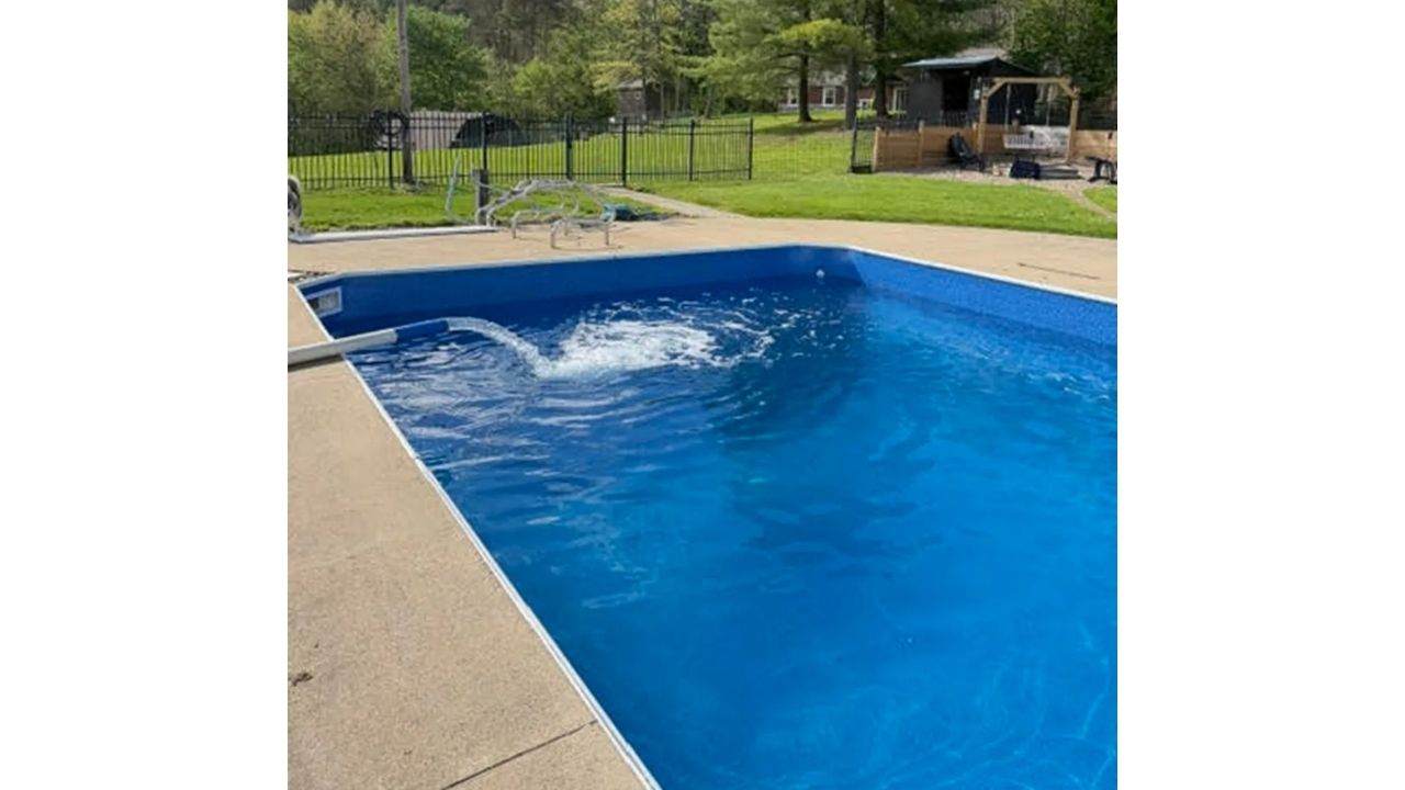 Em Ohio, família recupera piscina abandonada: reforma da piscina transforma o quintal e viraliza no TikTok após gasto de US$ 11 mil.