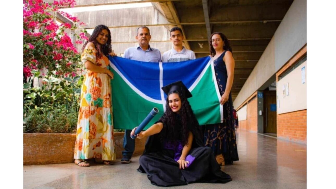 Irmã de Isabella, Aurora foi a primeira da família a ir para a faculdade
(foto: Arquivo pessoal)
