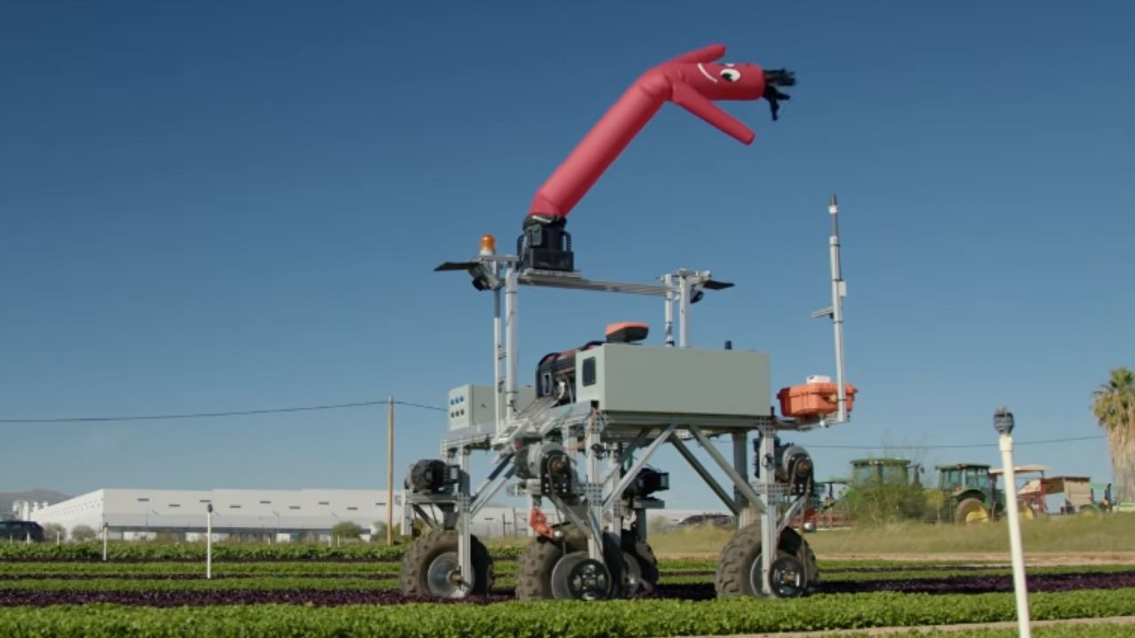 Robôs agrícolas avançam com automação agrícola, IA na agricultura e falta de mão de obra no campo após desafio a filho de agricultores.