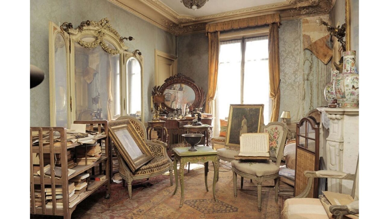 Abandoned apartment of Madame de Florian. Interior of Madame de Florian's apartment © Getty Images