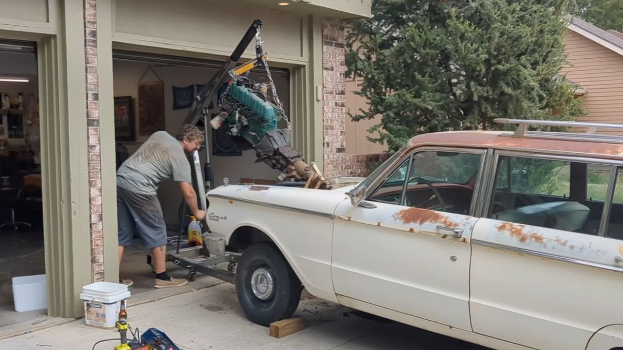 This Old Jalopy shows electric conversion of 1962 Mercury Comet with Nissan Leaf, donor electric car that brought the classic back to the garage.