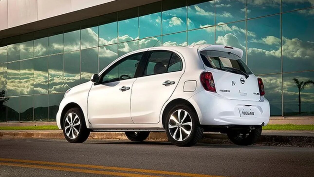 Nissan March SL 2020 reúne motor 1.6 de 111 cv, câmbio CVT, consumo de até 15 km/l e preço Fipe menor que o Polo Highline usado no Brasil.