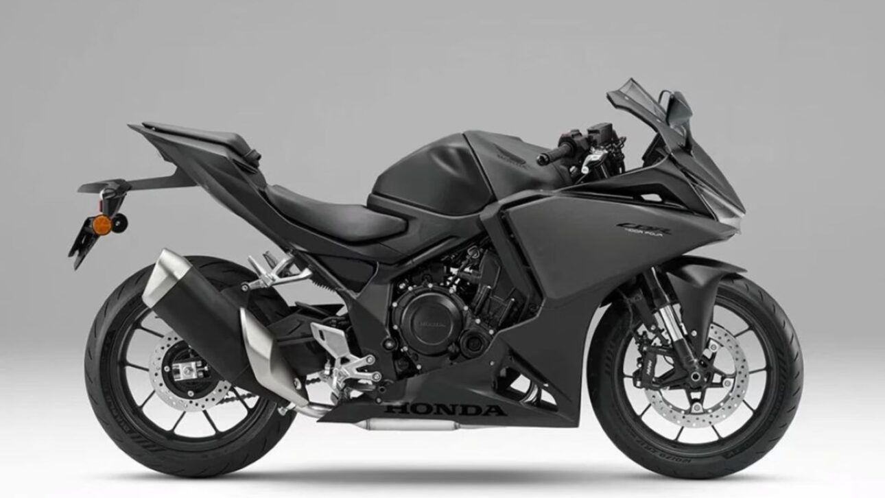 Honda CBR400R Super Four E-Clutch 2026 – foto: Divulgação