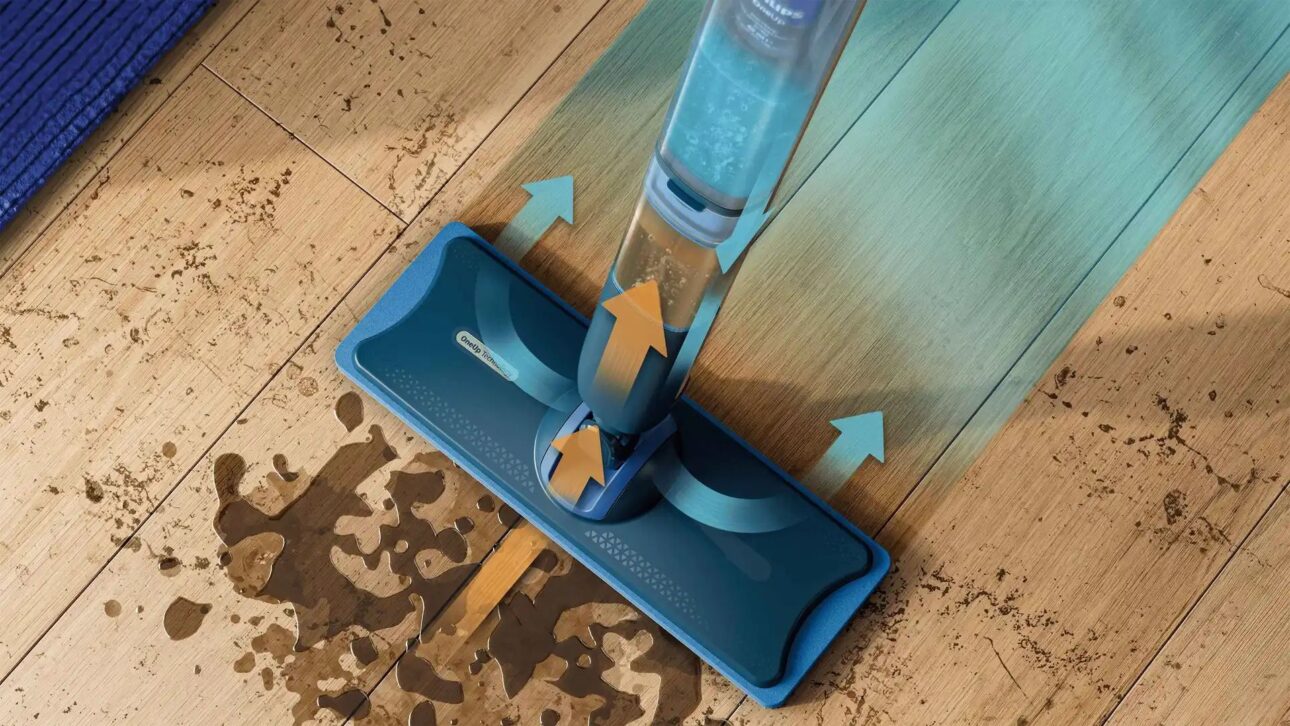 Philips OneUp separa água limpa da suja, usa até 90% menos água, reduz bactérias e funciona por até 70 minutos sem fio na limpeza de pisos.
