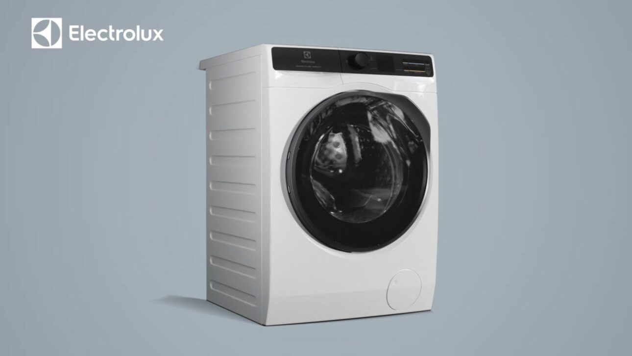Lavadora inteligente da Electrolux tem 12 kg, ciclo de 45 minutos, vapor sanitizante, sensores e controle por app para casa conectada.