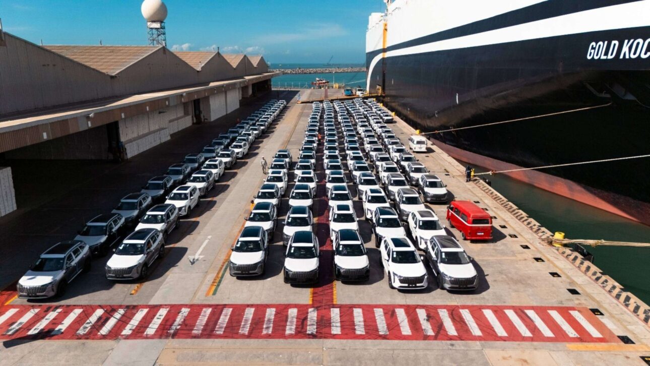 Navio Gold Kochav desembarca 4,3 mil carros da GWM na Portocel, que dobra a movimentação de veículos em seis meses no Espírito Santo.