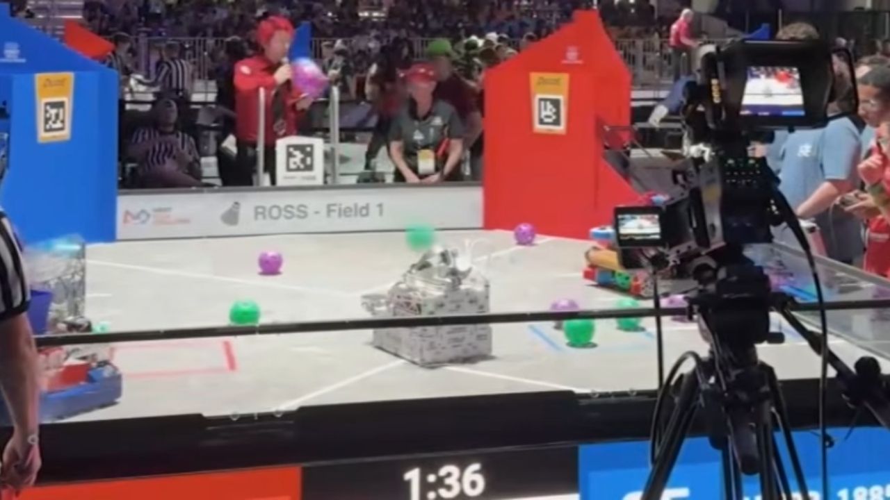 jovens de Minas vencem FIRST Championship 2026 com Amigos Droids, robô sem parafusos e prêmio inédito de Sofia Lana.