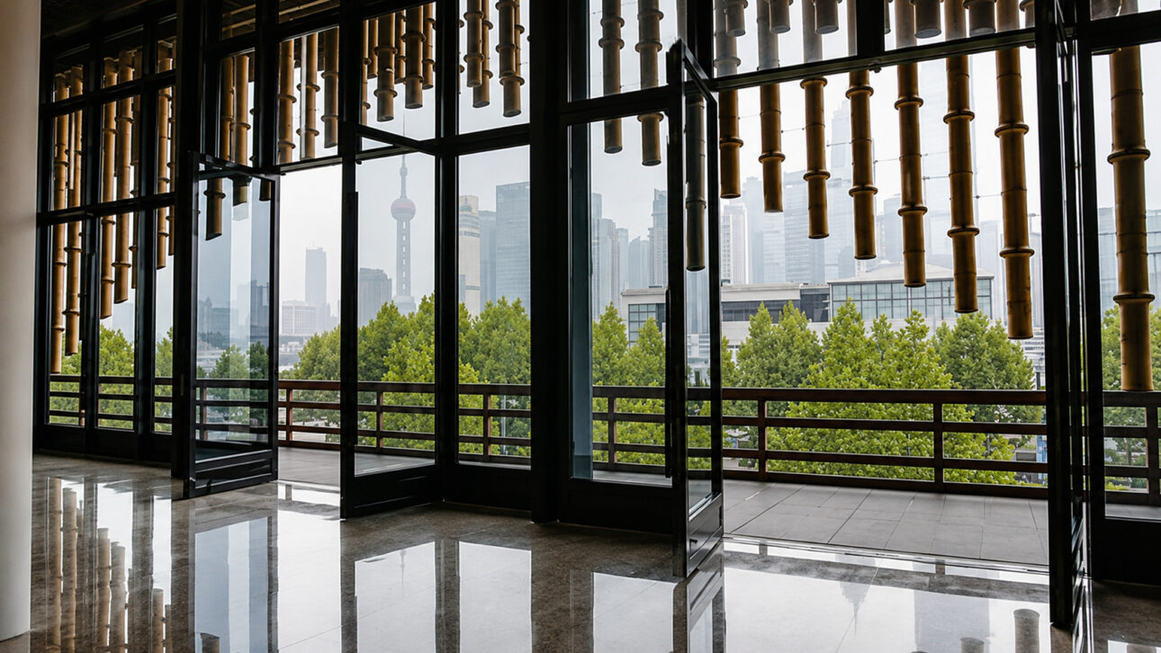 Movement changes shadow, transparency, and access to balconies