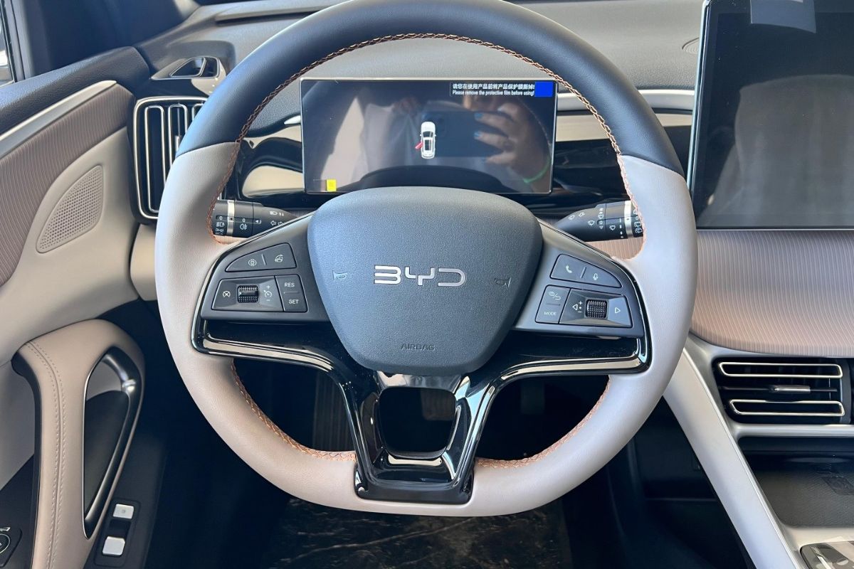 Song Pro 2027 chega em agosto com motor 1.5 flex a etanol, visual Dragon Face e montagem em Camaçari. Veja o que já é oficial e o que ainda é expectativa.