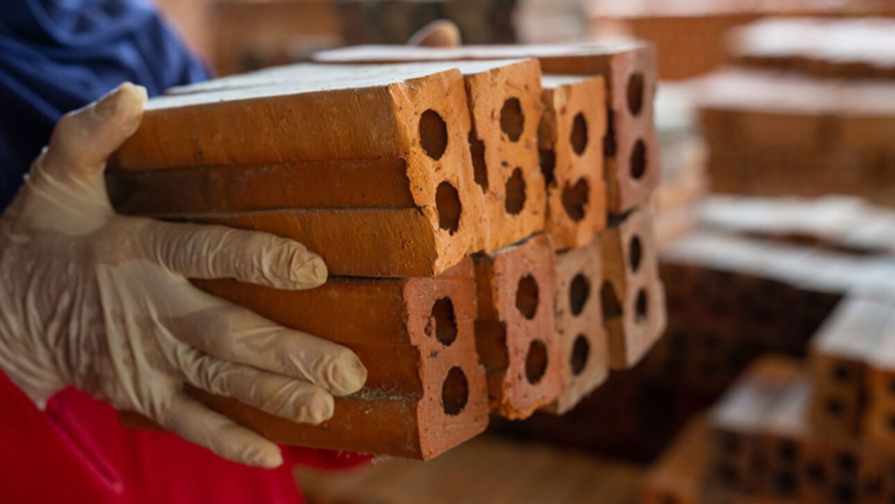 block with waste residues