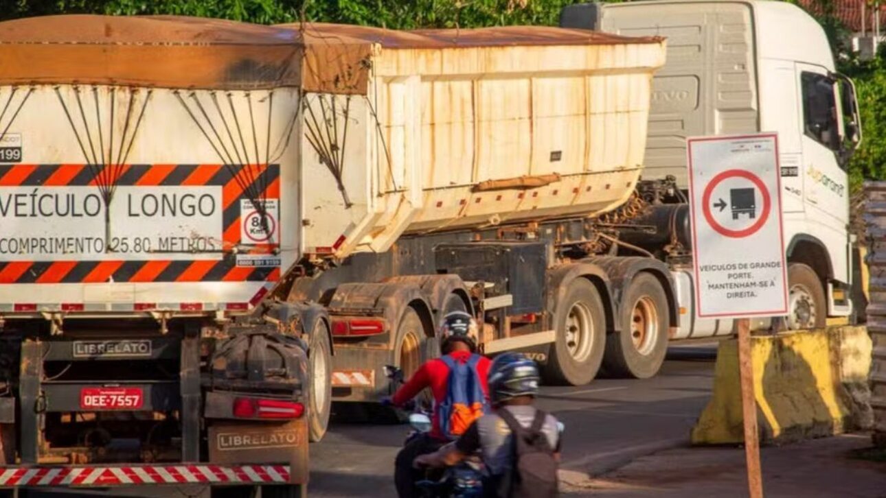 Vitória dos caminhoneiros no Pará: após protesto da categoria, decreto rasga as restrições antigas da BR-316, libera geral caminhão de até 29 toneladas e deixa os pesados barrados por só 4 horas em dias úteis no trecho estratégico de Belém
