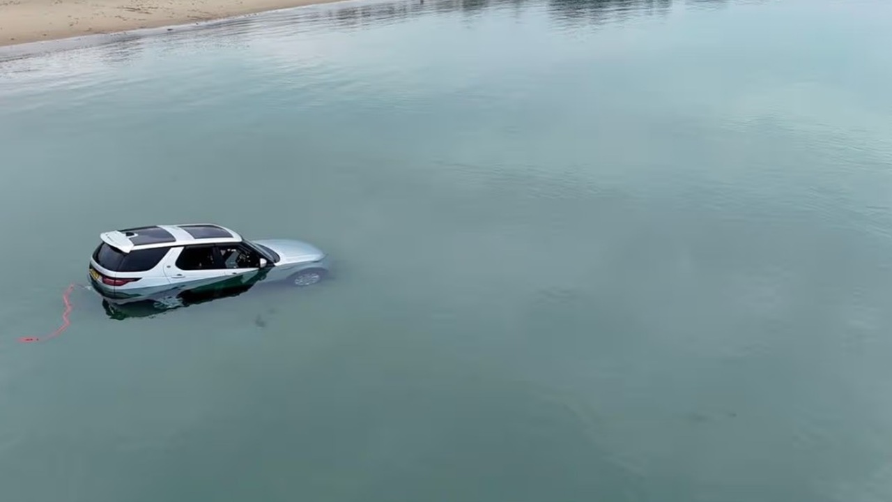 land hover