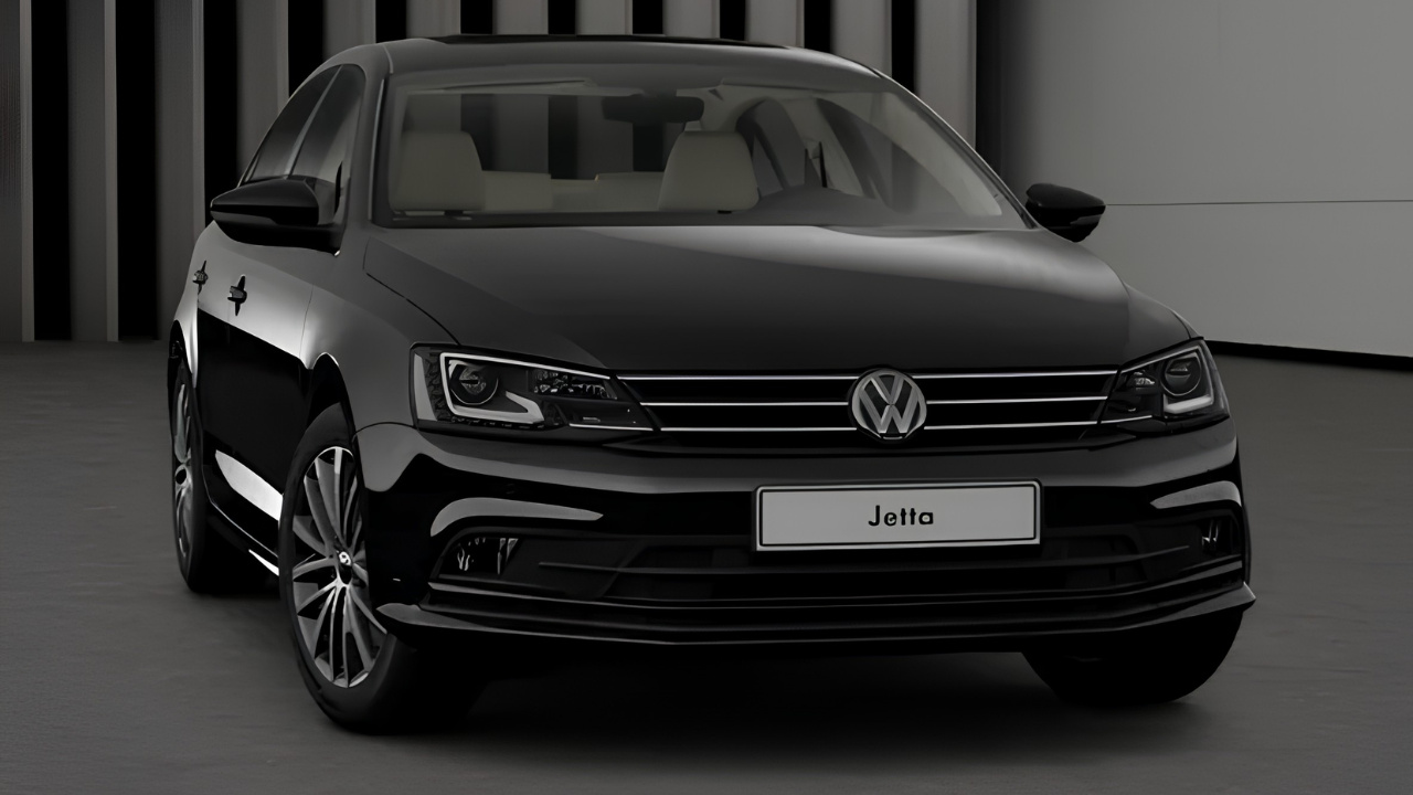 Volkswagen Jetta Highline usado aún atrae a fanáticos del rendimiento y confort: Sedán combina potencia, espacio y buena liquidez en el mercado.