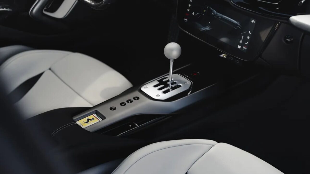 Imagem: Ferrari 12 Cillindri Manuale • Divulgação / Ferrari