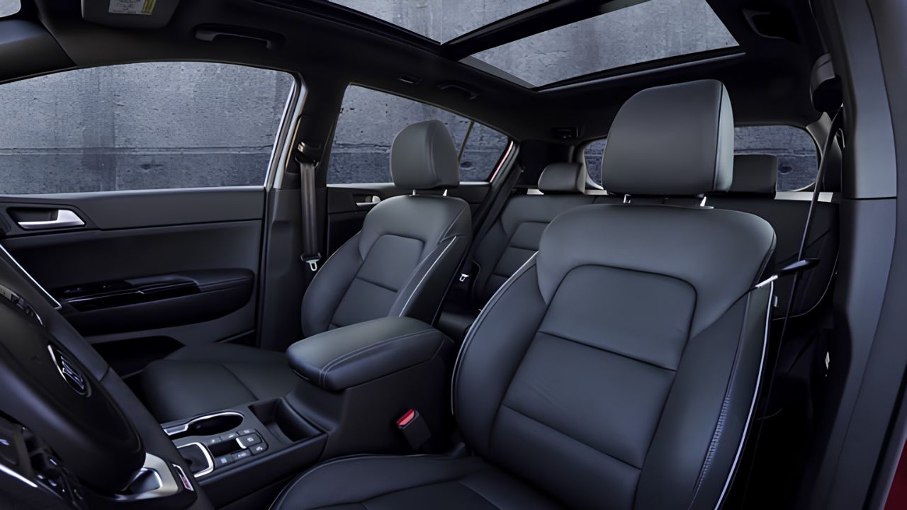 Kia Sportage 2019 EX 2.0 Flex automático tem preço médio de R$ 111.528, porta-malas de 503 litros, seis airbags e teto panorâmico.