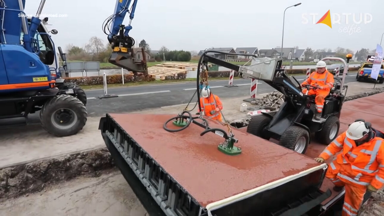 A PlasticRoad de Zwolle usa plástico reciclado, armazena água da chuva, abriga tubulações e virou teste real de infraestrutura urbana circular.