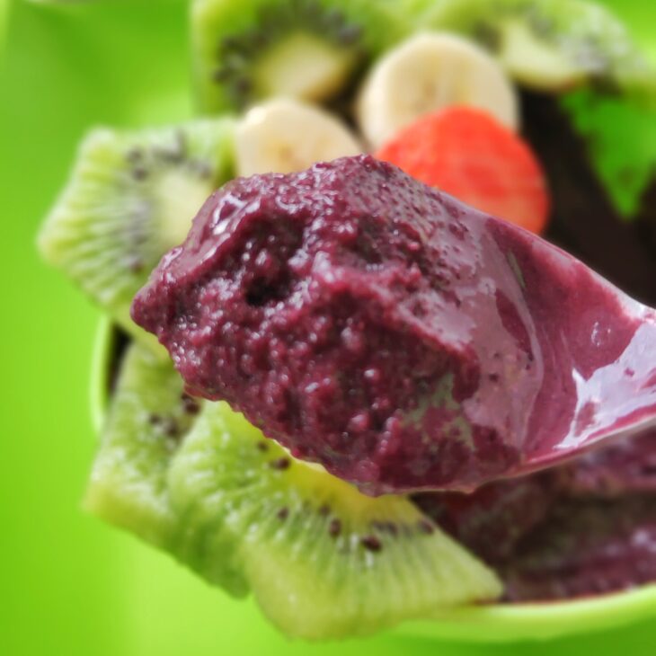 Oakberry: do quiosque de R$ 300 mil em São Paulo às 900 lojas em 48 países, o açaí do Pará virou rede global que caminha para o primeiro bilhão.