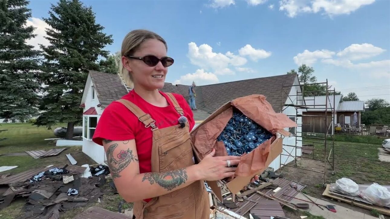 Renovation of abandoned house replaces the roof with red steel sheet over old tiles and stops a decades-long leak in 2 days; see