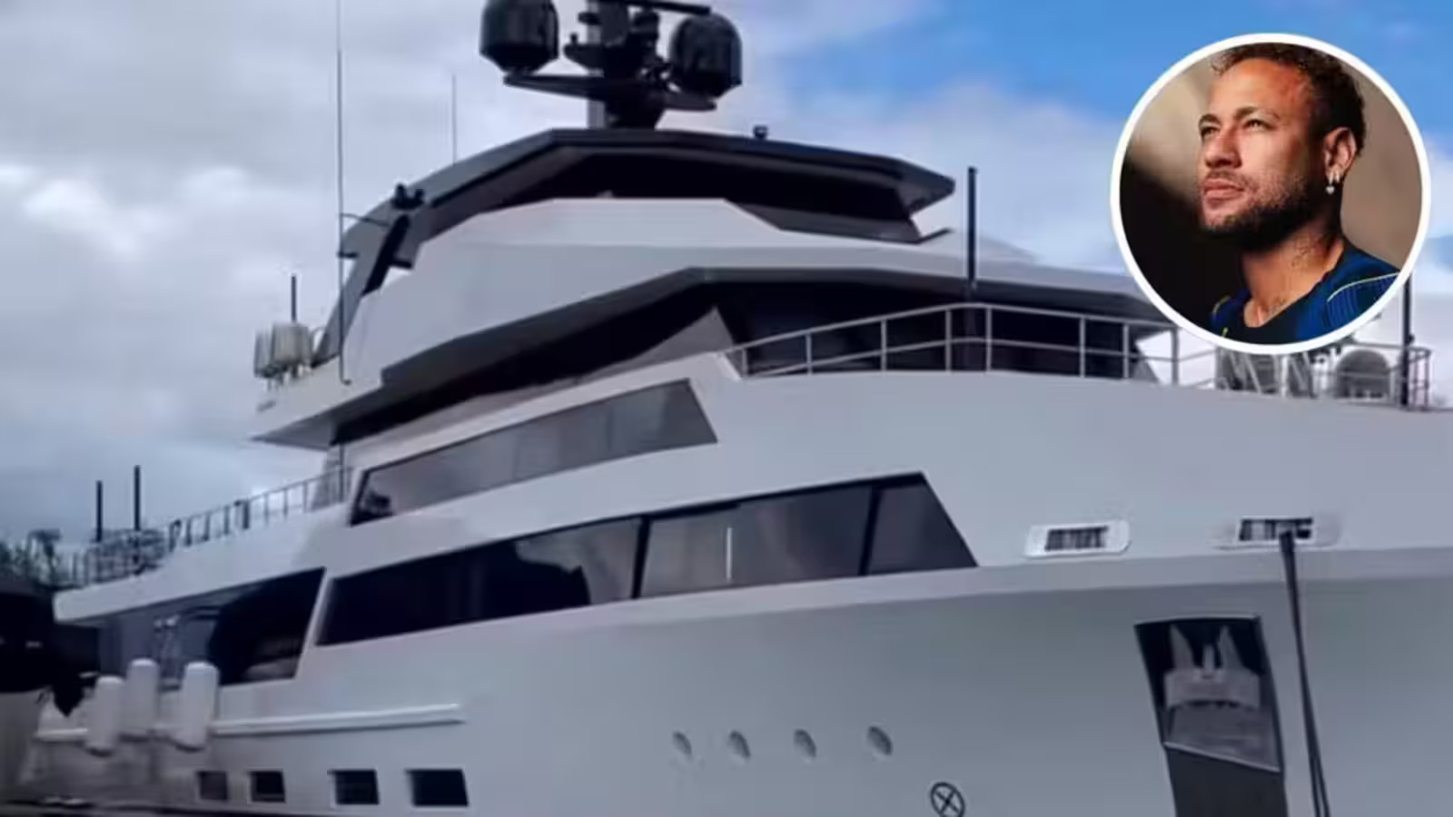 Neymar pode gastar cerca de R$ 800 mil para encher os 83 mil litros do tanque de seu novo superiate