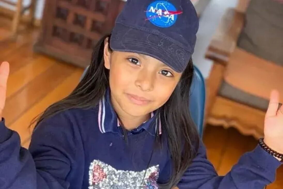 Menina superdotada com QI de 162 conclui duas engenharias, cursa mestrado no México e faz prática nuclear enquanto mira a NASA.