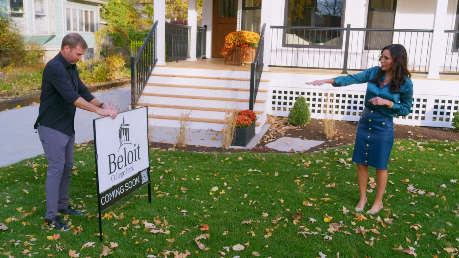Bilionária que construiu sua fortuna em Beloit passou décadas tentando reconstruir a cidade após fuga de moradores e indústrias e agora colocou a própria filha para recuperar casas degradadas