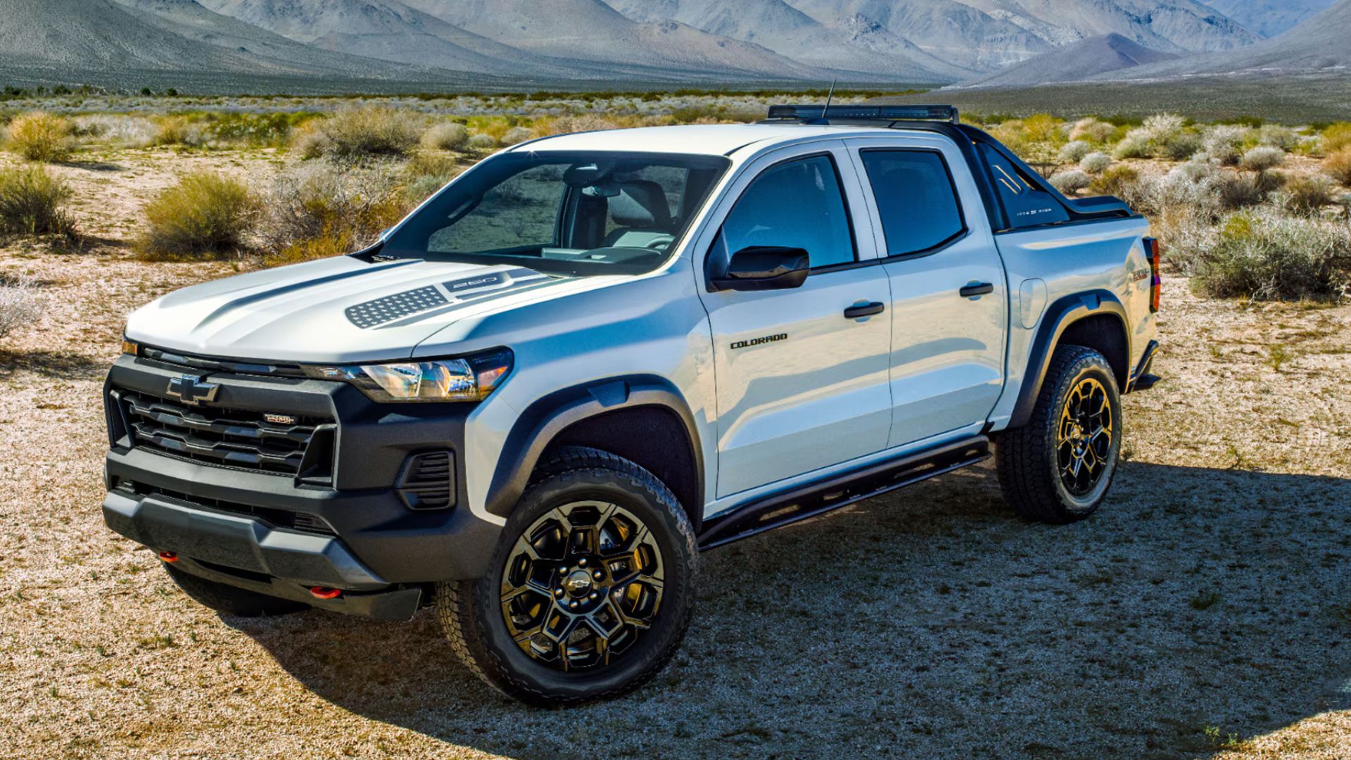 Chevrolet Colorado 2026 custa cerca de R$ 168 mil, entrega 310 cv e brutais 583 Nm, usa motor 2.7 turbo, câmbio automático e consegue rebocar quase 3,5 toneladas