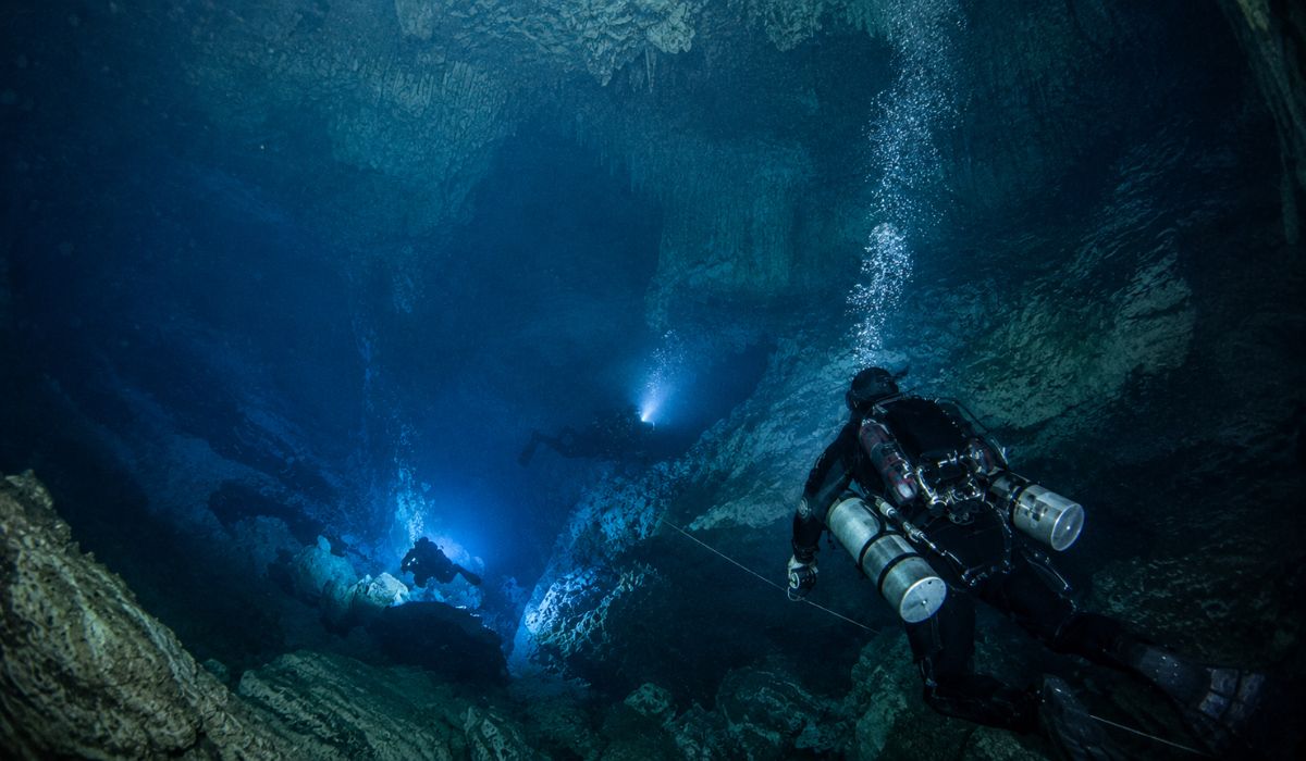 Caverna submersa em Nobres já passa de 130 metros de profundidade e quase 2 km mapeados em expedições com mergulhos de até 7 horas. - Imagem: Ilustrativa