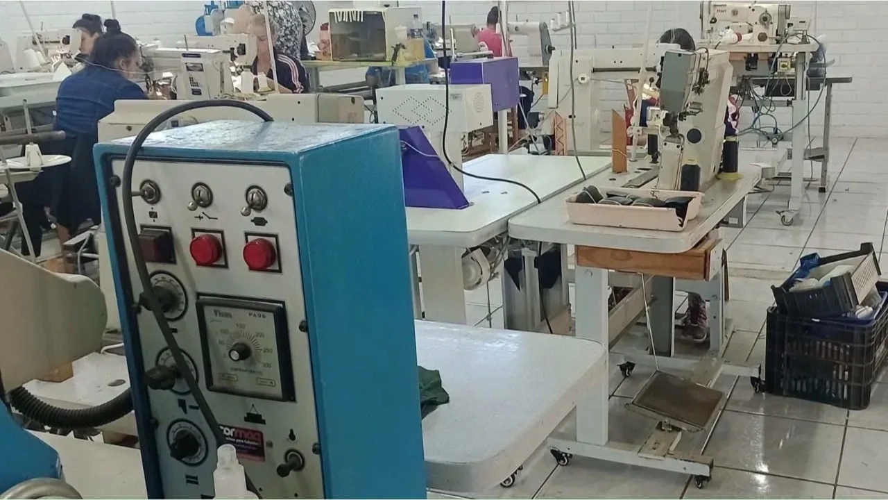 Fábrica de calçados funcionava em Caiçara/RS, na região do Médio Alto Uruguai, no Norte gaúcho, e mantinha cerca de 15 trabalhadores antes de encerrar as atividades por dificuldade para ampliar a equipe.