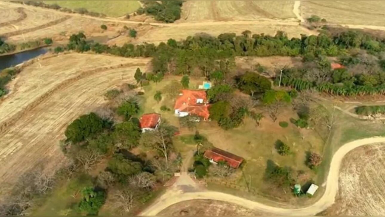 Aos 61 anos, Tarcísio Filho deixou as novelas para tocar a fazenda de 10 mil hectares no Pará que herdou do pai, com gado, milho e soja.