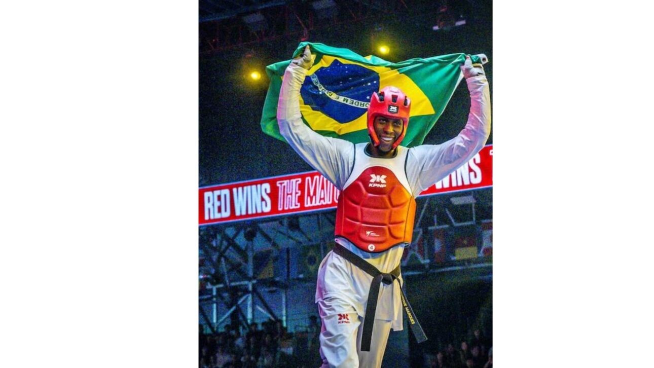 Henrique Marques começou no taekwondo aos 8 anos em projeto social, superou uma arritmia aos 19 e tornou-se campeão mundial aos 21, com o sonho de melhorar a vida da mãe. Foto: World Taekwondo