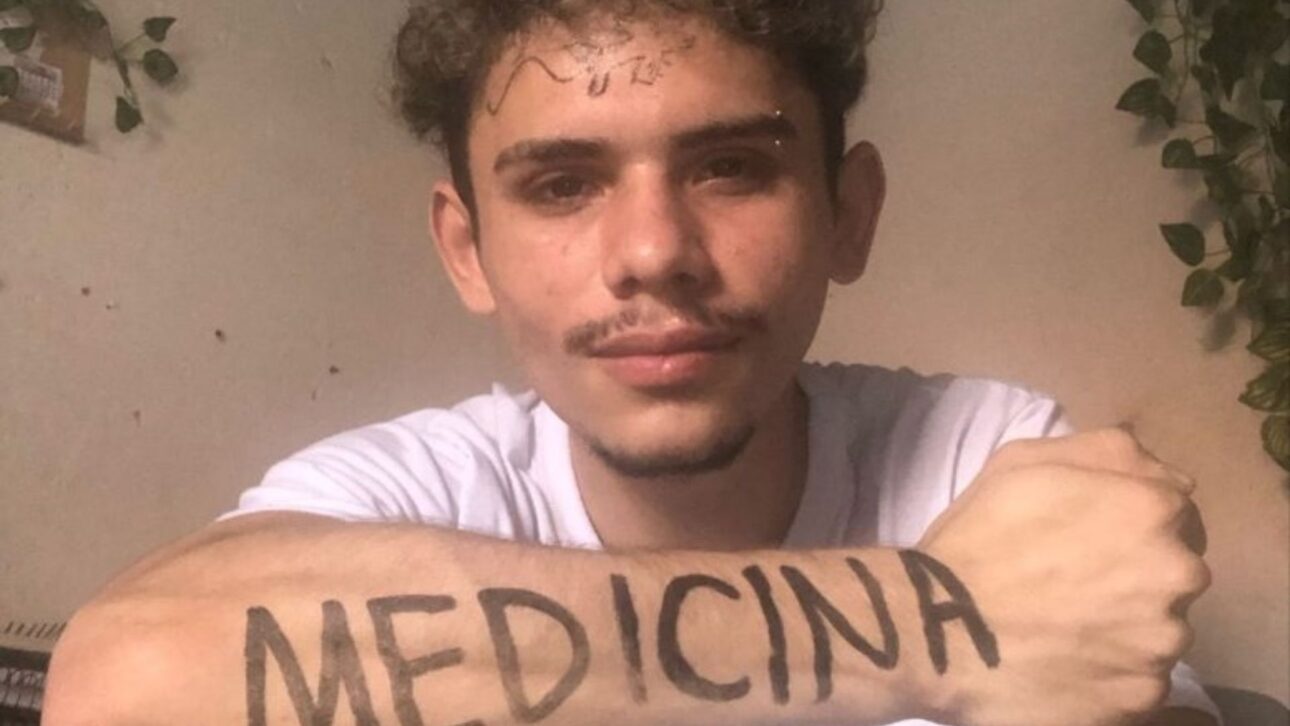 Jovem do Sertão trabalhava como garçom, estudava até nove horas por dia e conquistou vaga em Medicina na UFRJ, a 2,3 mil quilômetros de casa.
