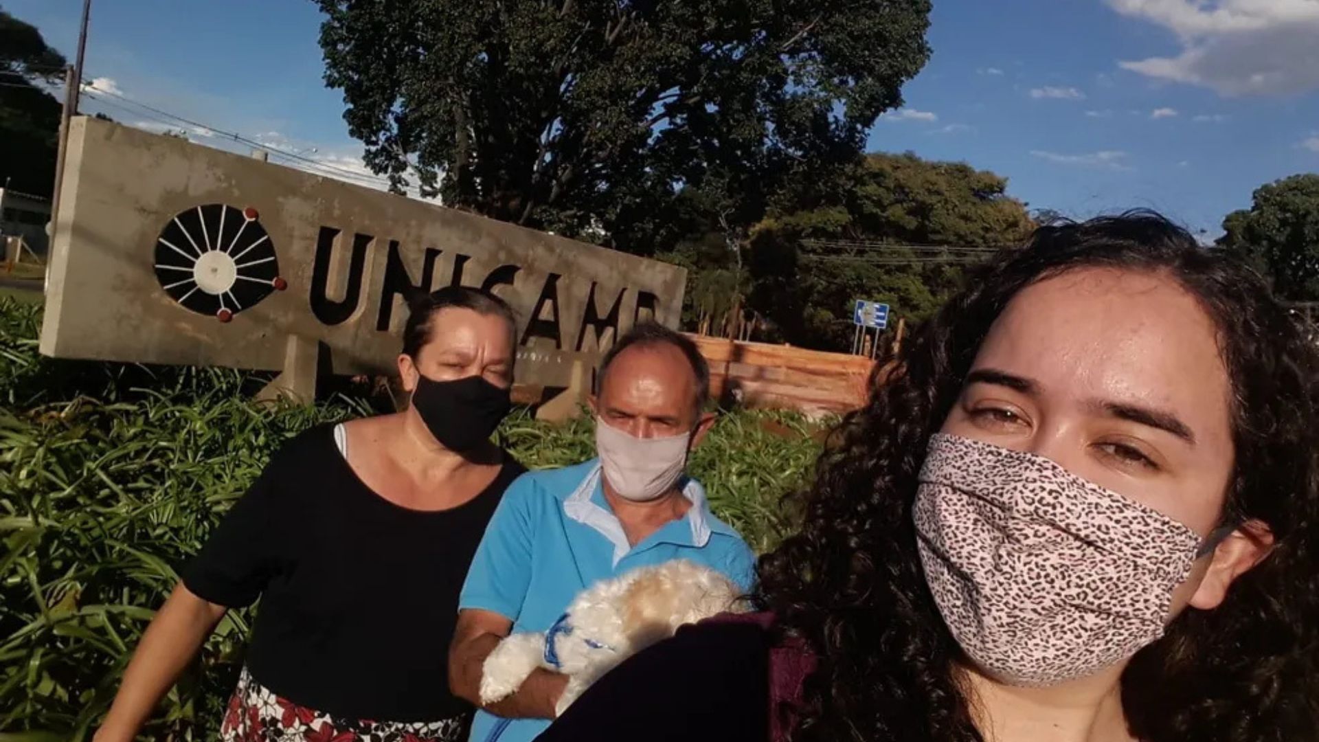 Monaliza fica em 5º lugar em Medicina na USP, também passa na Unicamp e escolhe estudar na universidade que sonhava conhecer desde a escola