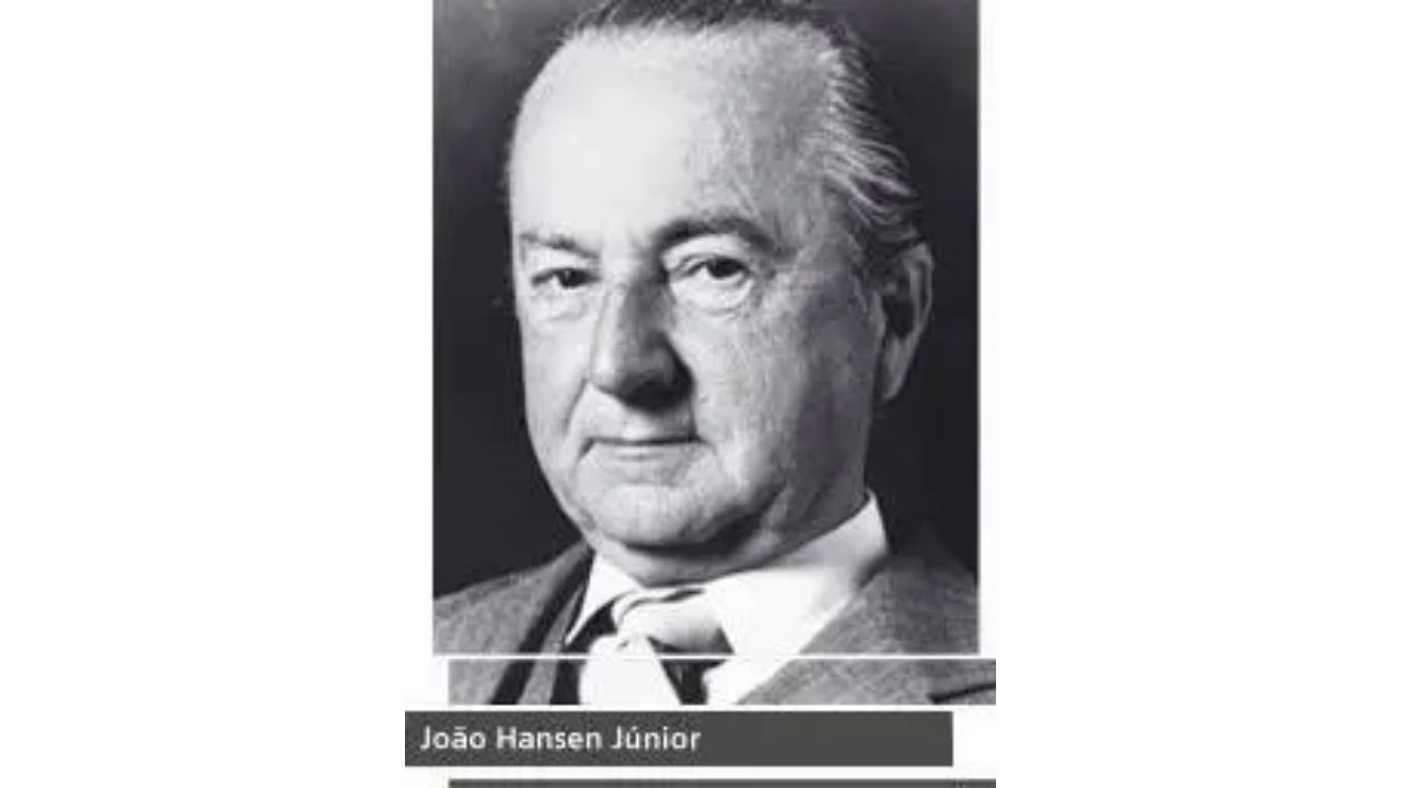 Office-boy aos 14 anos, João Hansen Júnior assumiu uma fábrica de pentes e criou a Tigre, pioneira no uso do PVC no Brasil.